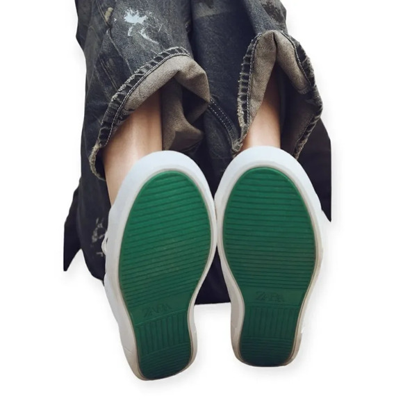 ZARA | White | ANIMAL PRINT TRIM SNEAKERS - Picture 8 of 10